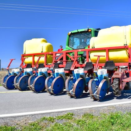 Ferrari 6-row Transplanter